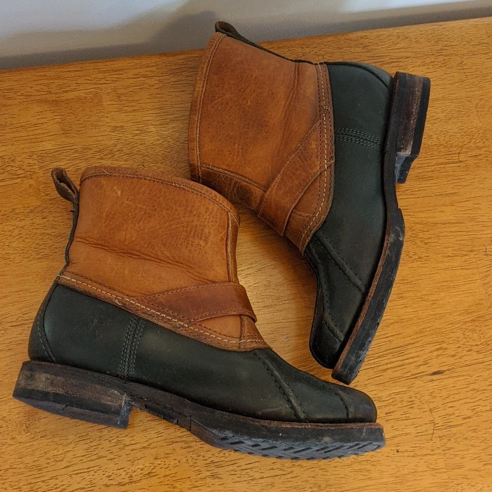 Boho Relove: Frye Shearling Winter Boots